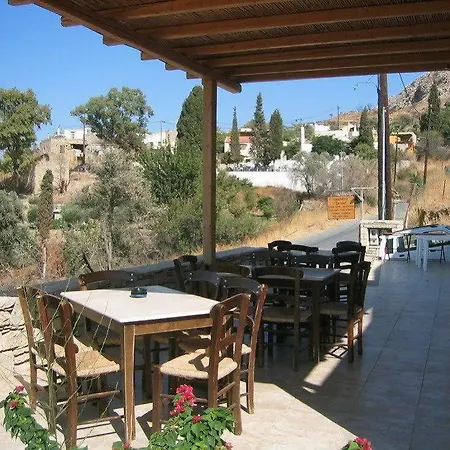 Ksa Sou Traditional Hotel 2*